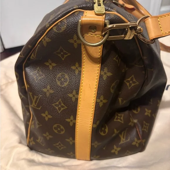 Louis Vuitton Monogram Keepall Bandouliere 50 Crossbody - Picture 2 of 15